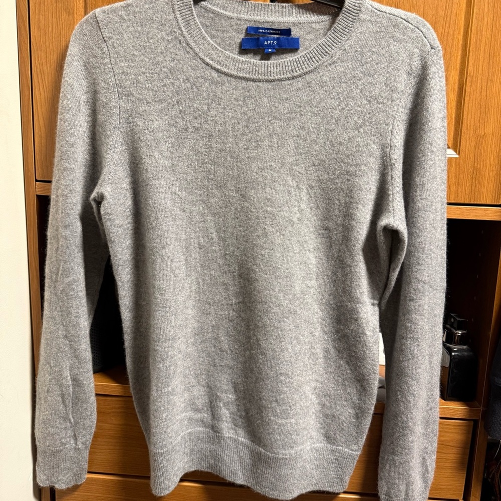 Gray Women's Cashmere Sweater